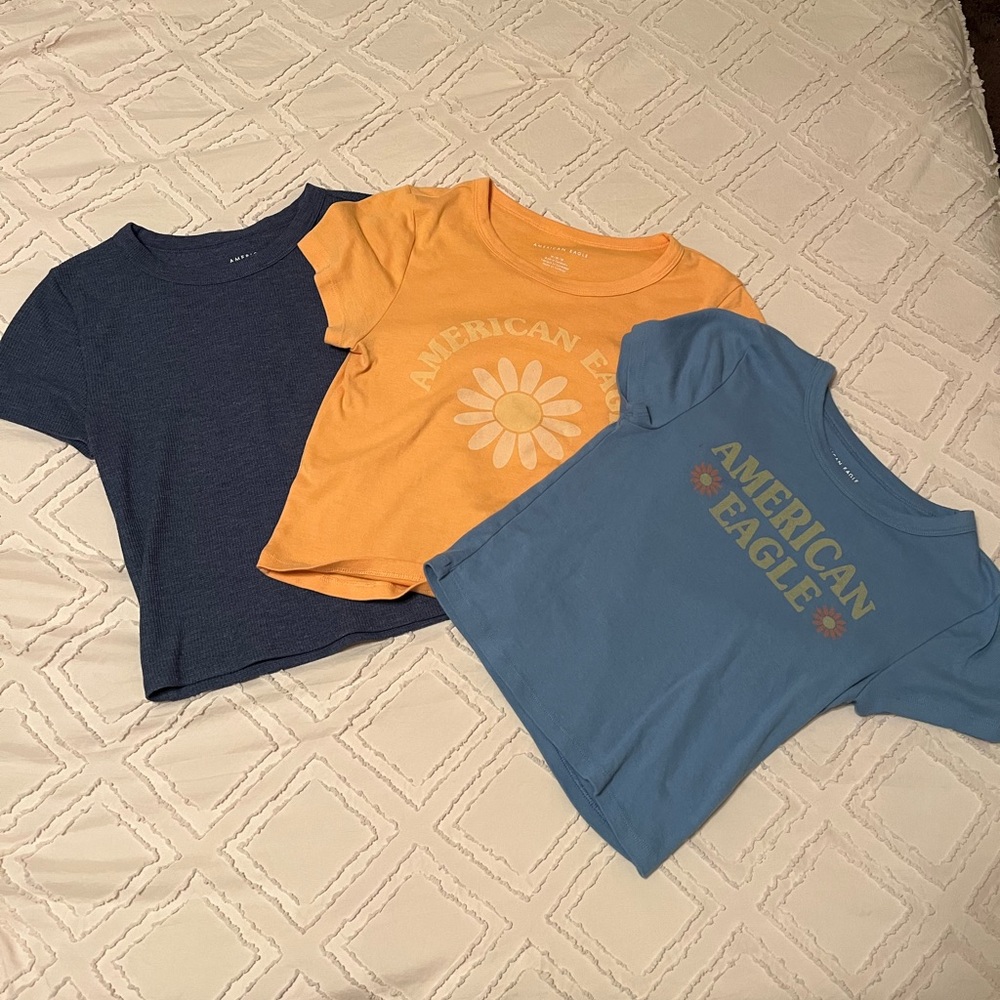 American Eagle baby tees